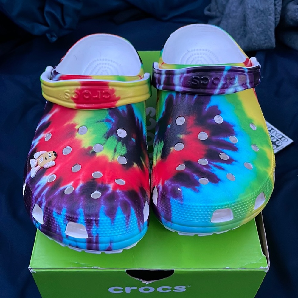 Tie Dye Crocs Size 9 worn once with a jibit